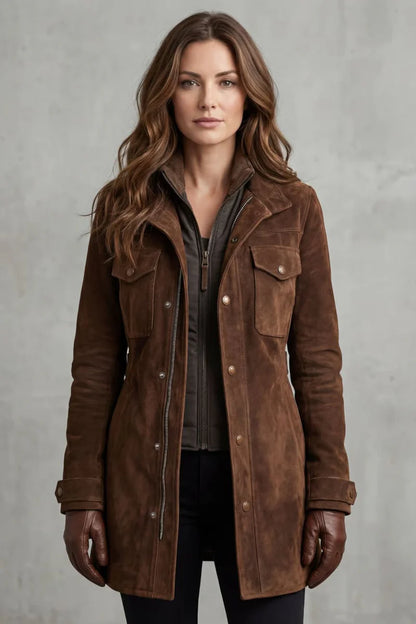 Laura – Elegancki długi płaszcz z zamszowym wykończeniem