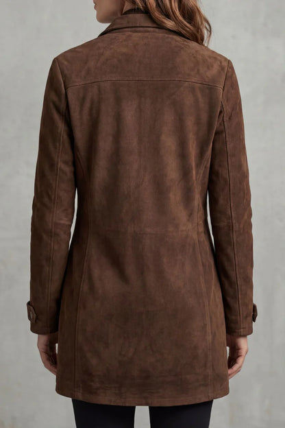 Laura – Elegancki długi płaszcz z zamszowym wykończeniem