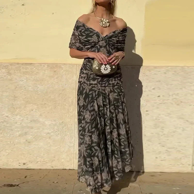 Hailey | Elegant Dress With V-Neckline