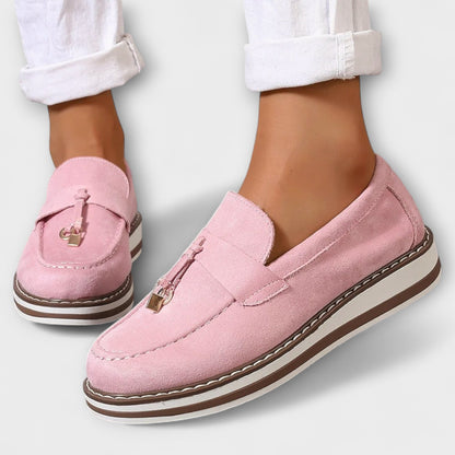 Lila – Casual Shoes with Round Toe