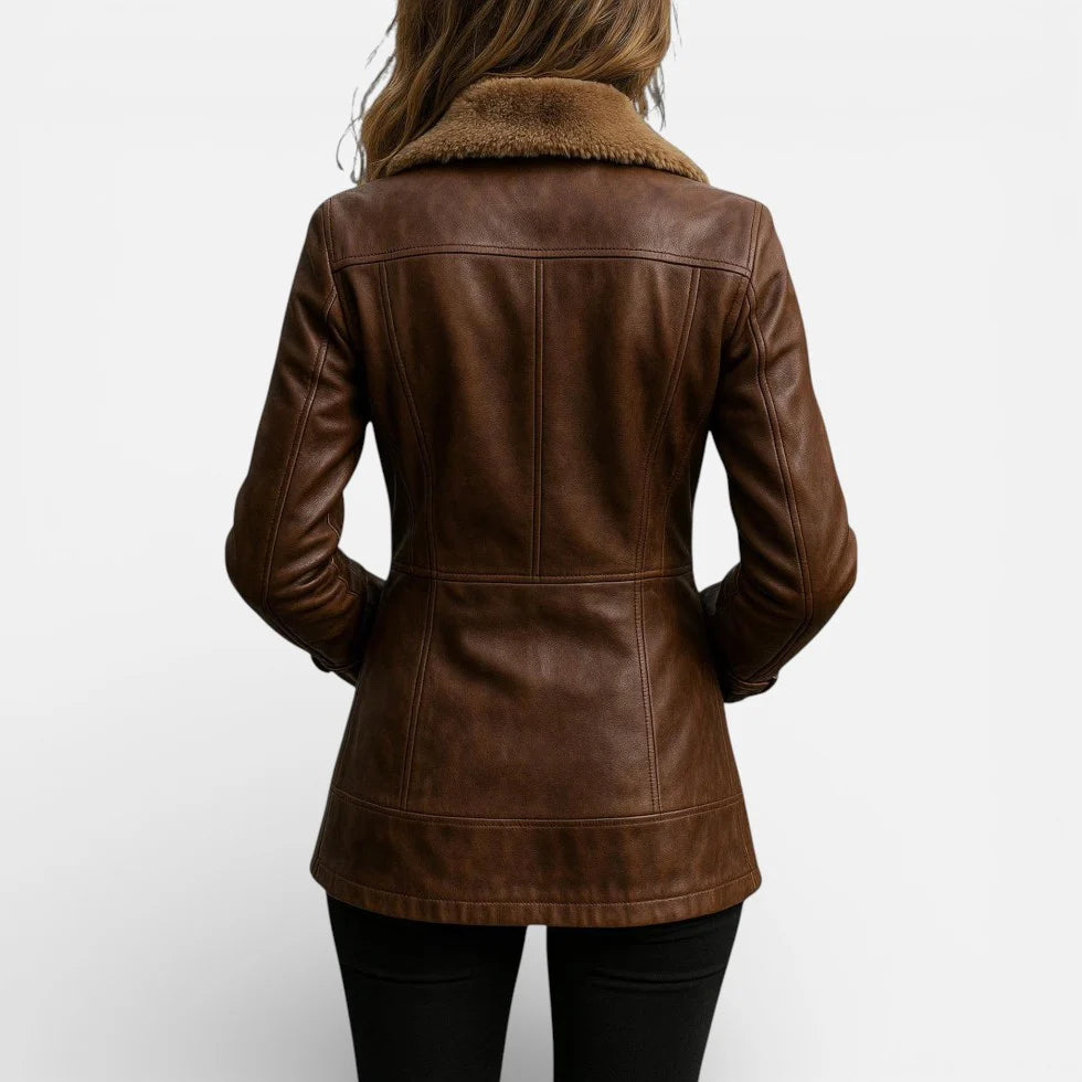 Zofia – Elegancka kurtka o wyglądzie skóry z futrzanym kołnierzem